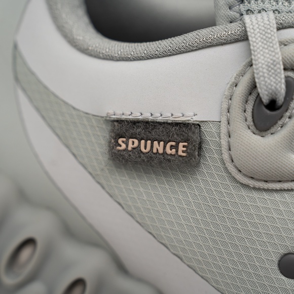 Size 11.5 - SPUNGE x Rizzoli Osmosis Salehe Bembury Signature Signed Box Gray - Picture 11 of 16